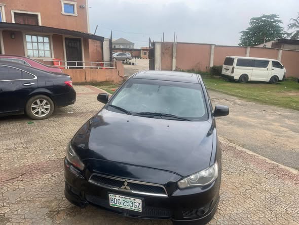 A picture of Mitsubishi lancer
