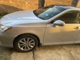 A picture of 2012 Lexus ES350 Full option