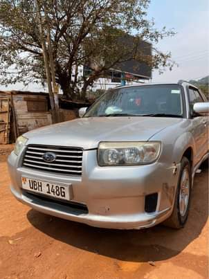 A picture of SUBARU FORESTER FOR SALE 24M SLIGHTLY NEGOTIABLE CALL 0701057114 0761990442
