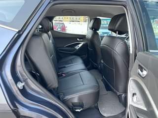 A picture of Hyundai Santa Fe 2014 full option watsapp 0551513562
