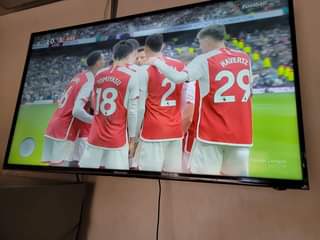A picture of 40 inches tv hisense