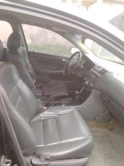 A picture of Honda Accord 2005