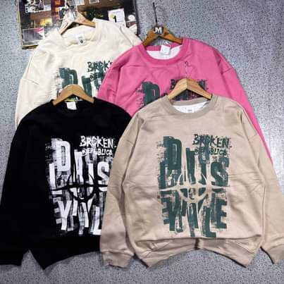 A picture of Sweta available piga sim au WhatsApp 0678232171