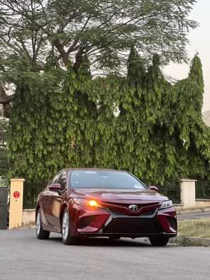 A picture of FOR SALE DIRECT BELGIUM 2020 TOYOTA CAMRY V4 28 000
