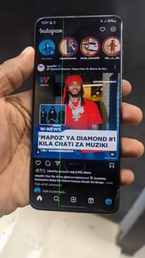 A picture of Samsung S20 5G 128GB Inamstari wa wino lakini kioo hakina
