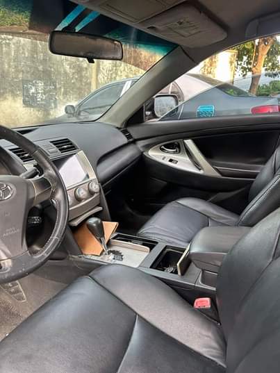 A picture of Good deal. V. Clean 2011 Toyota Camry Sport with Android