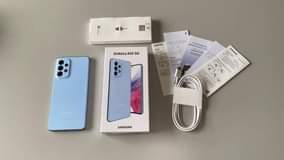 A picture of SAMSUNG A53 storage 128 ram 8