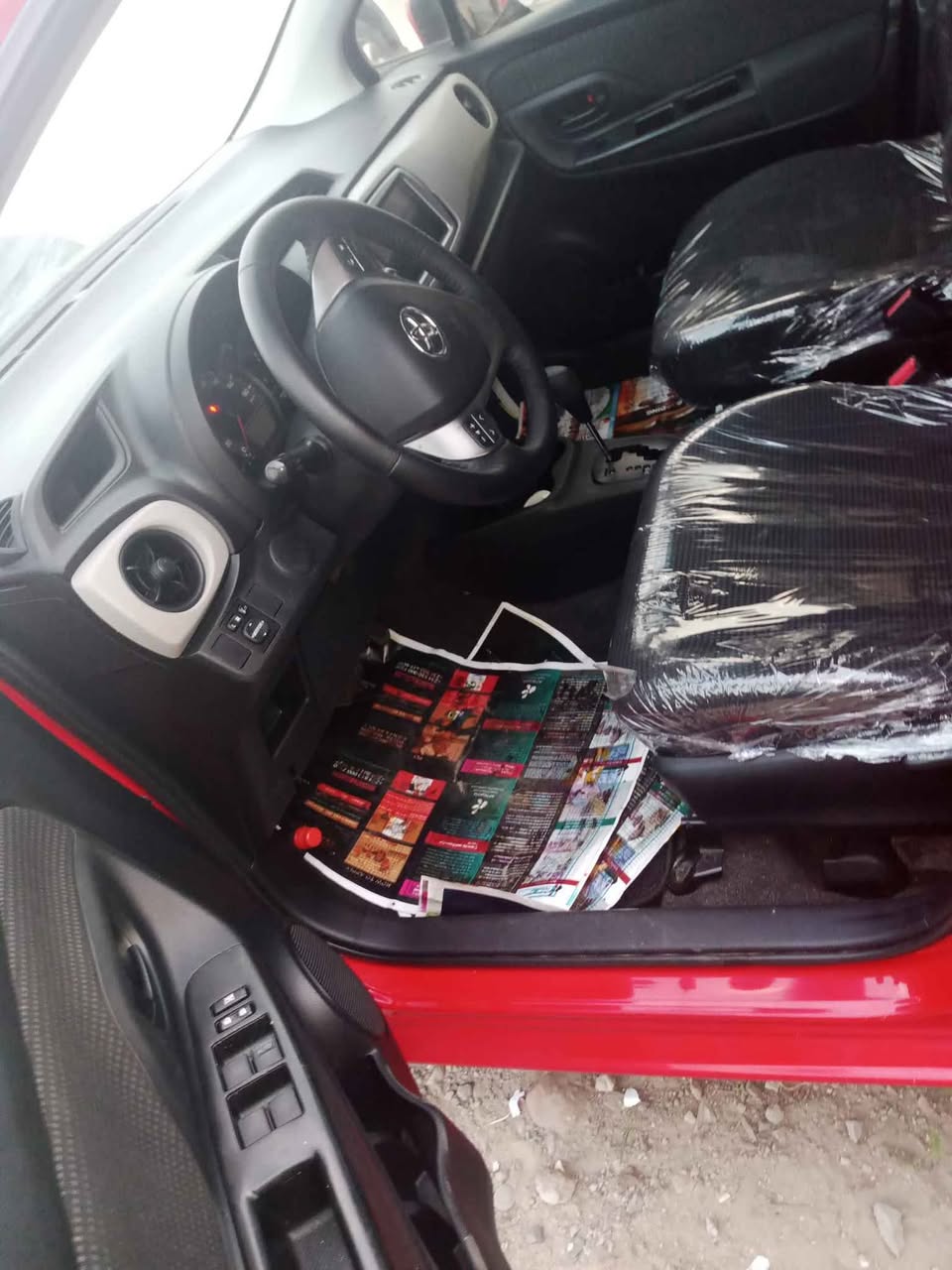 A picture of Toyota Yaris 2015 model available for sale