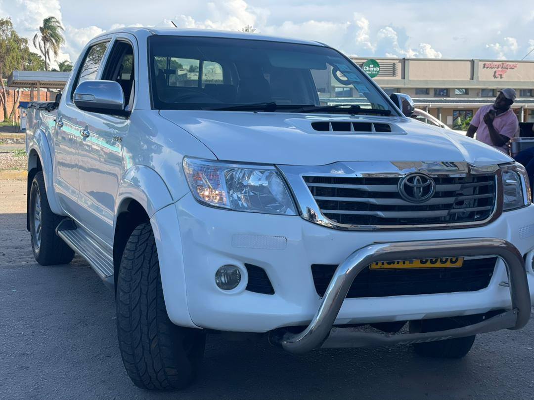 used toyota hilux