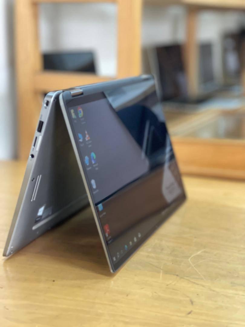 A picture of Dell latitude 7400