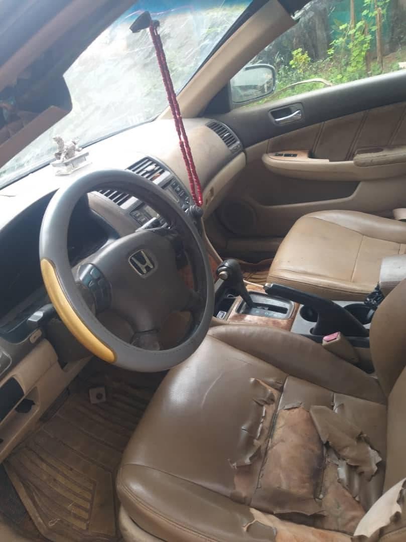 A picture of 2005 HONDA ACCORD 2005 FIRST BODY 2005