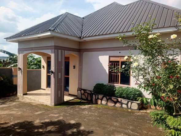 houses matugga