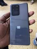 A picture of SAMSUNG S20 Ultra