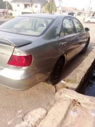 A picture of Toyota Camry 2004 Flashed on first body 4 plug Engine