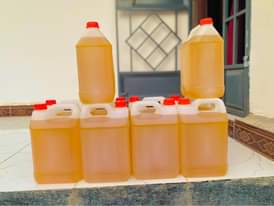A picture of Agee sunfloweroil mafuta safi toka singida