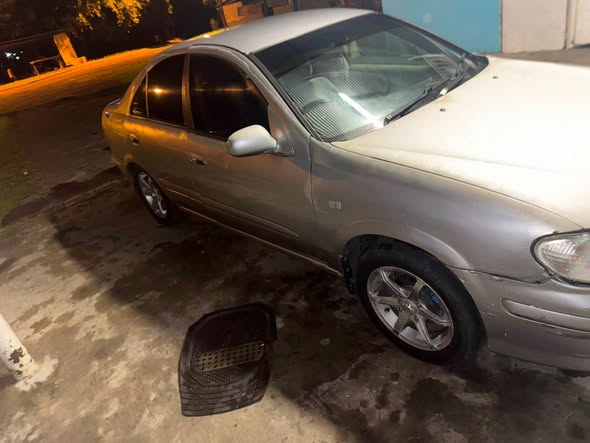 nissan almera