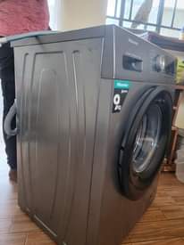 A picture of Hisense 9kgs washing machine for sell