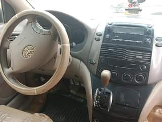 A picture of Neat Toyota Sienna XLE 2006 Model 09159278573 07035187592