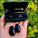A picture of Hizi pods unaweza kucharge sm Zaid na Zaid bei 35000