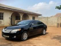 A picture of Clean and sharp 2009 Toyota Camry buy and traveled clean