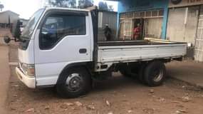 classifieds/cars isuzu