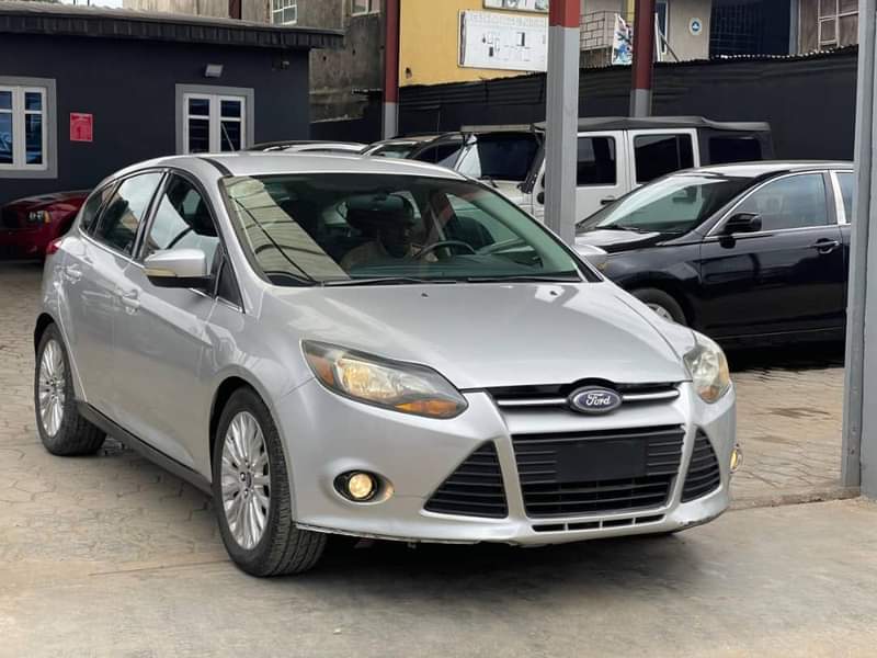 A picture of  REGISTERED TOKS STANDARD FORD FOCUS TITANIUM 2012 Super clean
