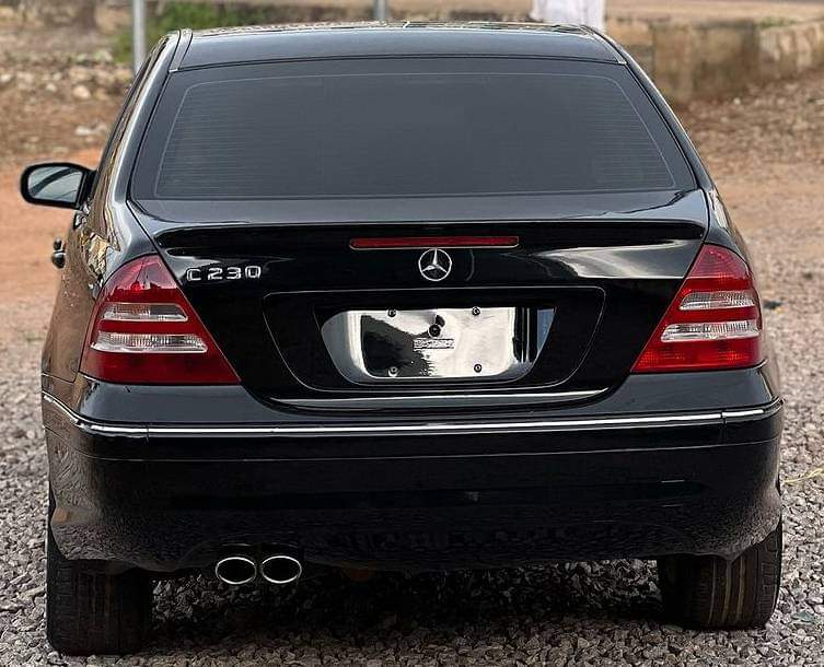 A picture of Mercedes Benz C230