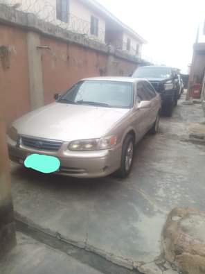A picture of Neatly used first body Drop light available for sale in