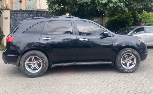 A picture of 2009 Acura MDX