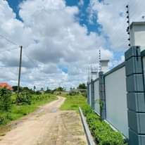 A picture of KIWANJA KINAUZWA BEI YA KUTUPWA