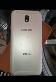 A picture of Nauza SAMSUNG j7 pro