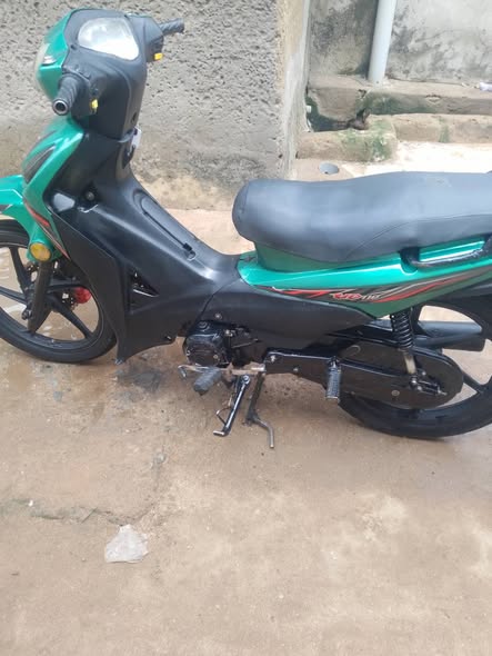 A picture of Royal rubber rubber Motorcycle