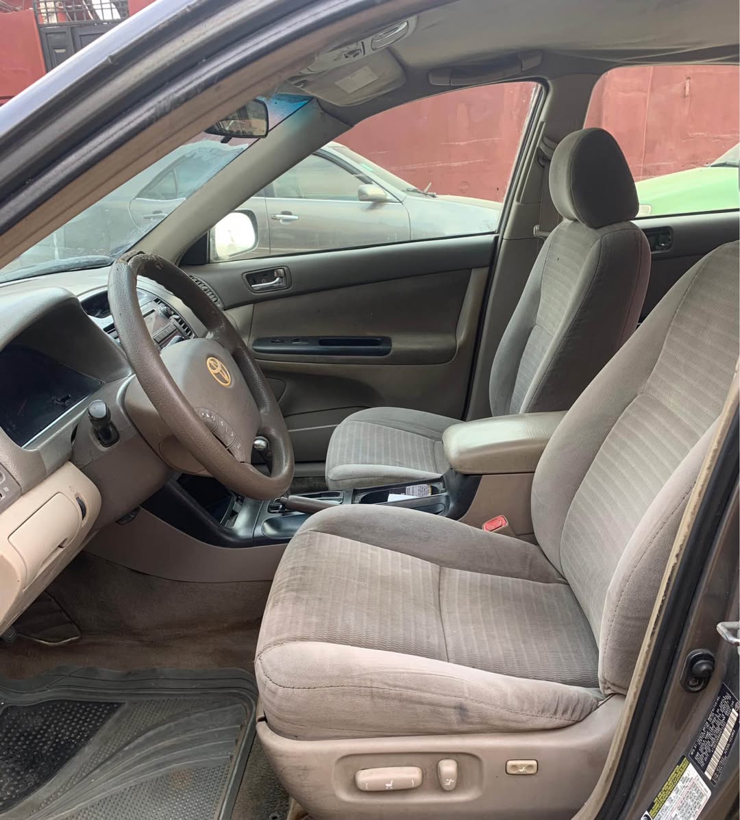 A picture of CAMRY 2006
