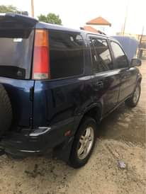 A picture of Clean Honda CR V 2000