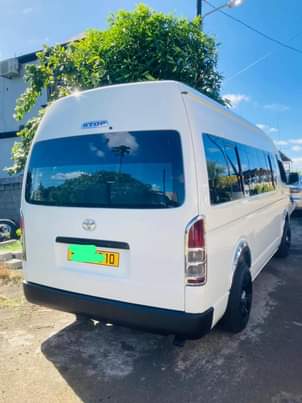 used toyota hiace
