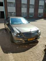 classifieds/cars mercedes