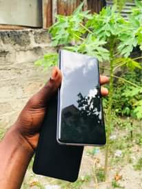 A picture of Samsung S10