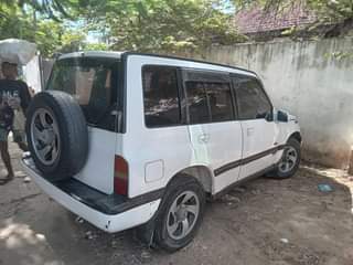 A picture of Eskude iyo inalengeshwa unawasha unaondka Injin ndogo Full ac Gia