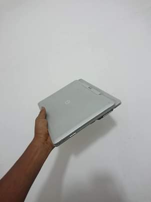 A picture of Slim laptop hp core i5