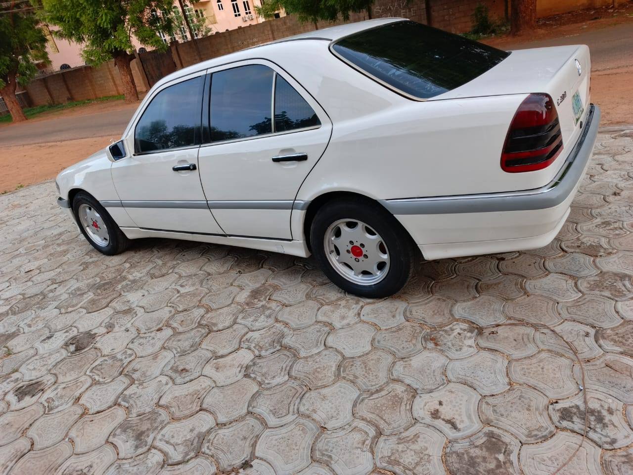 A picture of Mercedes Benz C230
