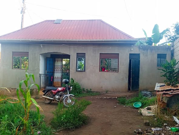 A picture of House on quick sale 19m Negotiable Located matugga town Having