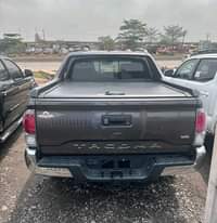 A picture of Toks car