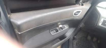 A picture of Peugeot 307 Manual Transmission 4 sale Clean body and interior