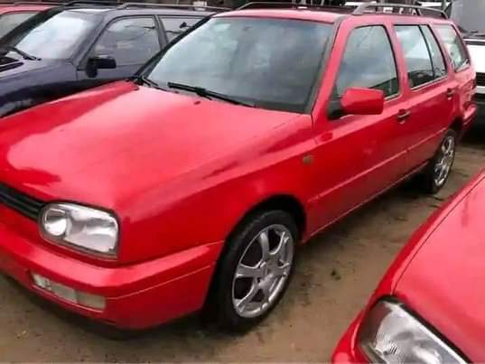 A picture of Car