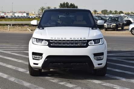 A picture of Range rover sports White 2017 Automatic ENGINE capacity v6 Seat