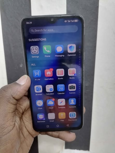 A picture of Huawei Nova 5 Pro 128gb 8gb ram