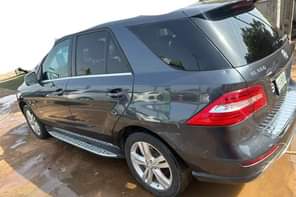 A picture of Takas Motors 07060931241 Extremely Super Clean 2013 Mercedes Benz ml350