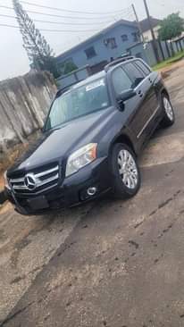 A picture of Mercedes Benz Glk 012