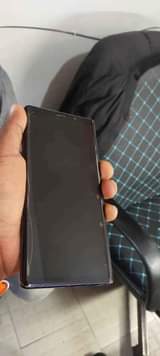 A picture of Samsung note9 gb512