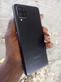 A picture of Samsung a12